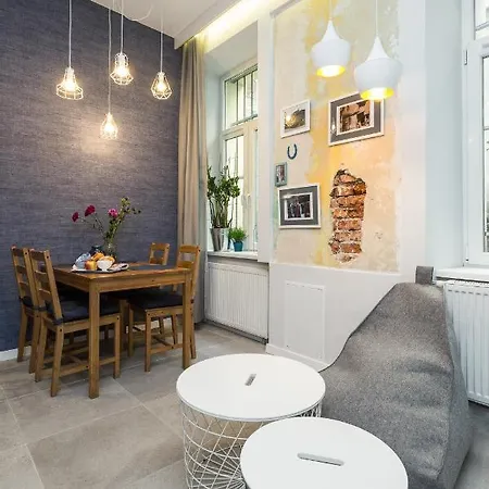 Quiet & Comfortable Old 아파트 크라쿠프