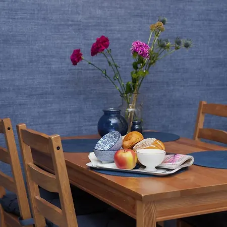 Quiet & Comfortable Old *