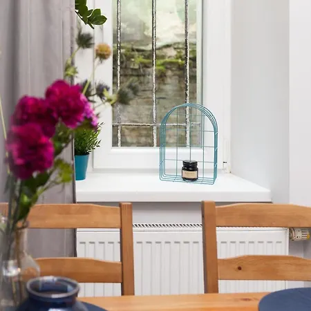 Quiet & Comfortable Old